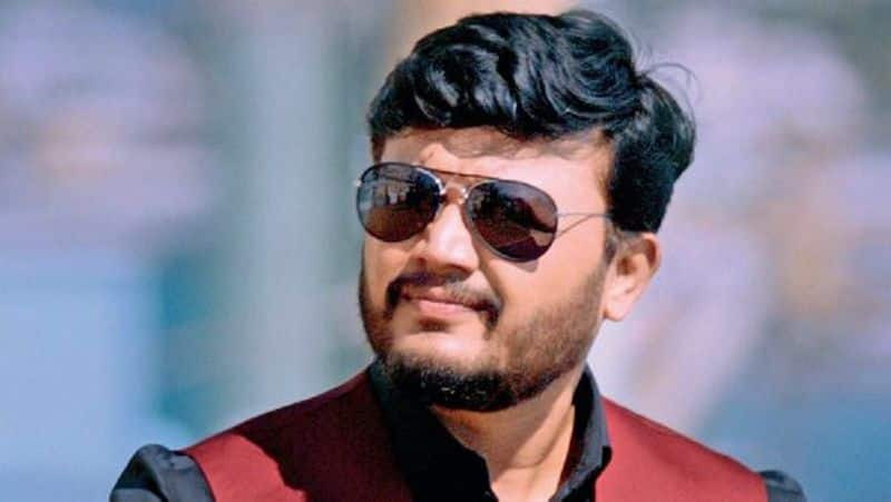 Karnataka Forest Department Notice To Golden Star Ganesh For Building In Bandipur gvd