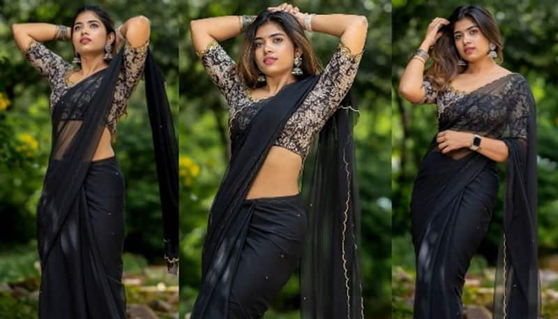 Jabardasth Rithu Chowdhary Mesmerizing with her beautiful Saree Look NSK