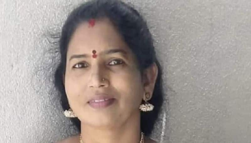 Dr C Mahalakshmi Rizwan Muddaballi Elected for Nisarga Sangeet Ratna Award grg