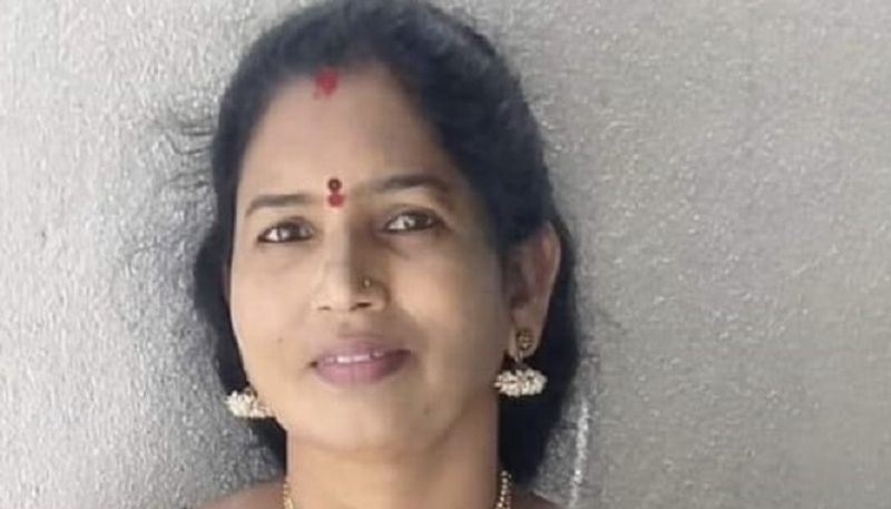 Dr C Mahalakshmi Rizwan Muddaballi Elected for Nisarga Sangeet Ratna Award grg