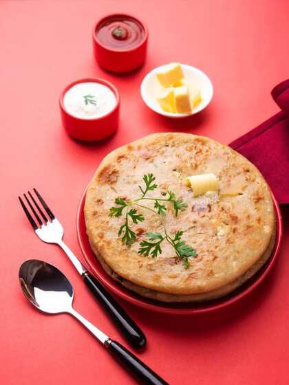 3. Aloo Paratha: