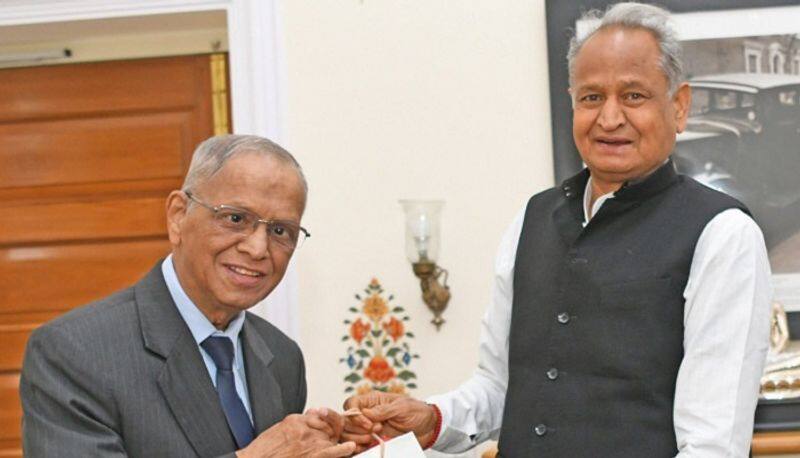 rajasthan cm ashok gehlot meets infosys founder narayana murthy tech mahindra ceo cp gurnani ash