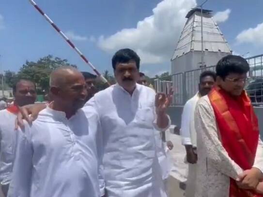 MLA Mynampally Hanmatharao Serious on Police and BRS Govt AKP 