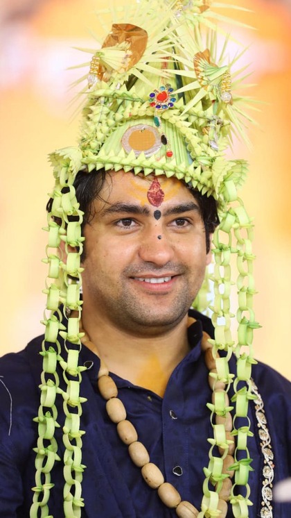 <p>बागेश्वर धाम वाले पं. धीरेंद्र शास्त्री के अनुसार, कुछ घर में पैसा नहीं टिकता यानी देवी लक्ष्मी नाराज रहती है। इसके पीछे 4 कारण हो सकते हैं, जो महिलाओं से जुड़े हैं। जानें वो कारण…<br />
 </p>

