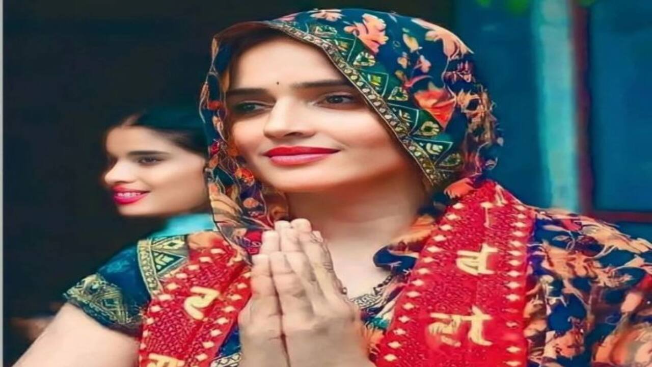 सीमा हैदर पर चढ़ा हिंदू संस्कृति का रंग, मोदी योगी को भेजी राखी 