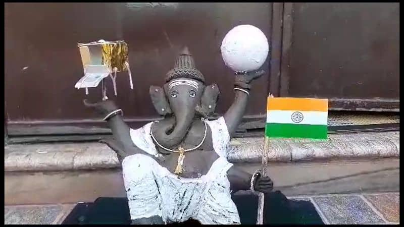 coimbatore youngster designed a chandrayaan vinayagar miniature for chandrayaan 3 success