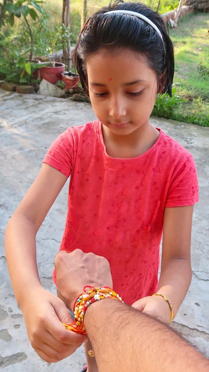 <p>हर साल सावन की पूर्णिमा पर रक्षाबंधन का पर्व मनाया जाता है। इस बार रक्षाबंधन को लेकर लोगों के मन में कन्फ्यूजन है क्योंकि पूर्णिमा तिथि 2 दिन है। आगे जानिए किस दिन मनाएं रक्षाबंधन… <br />
 </p>
