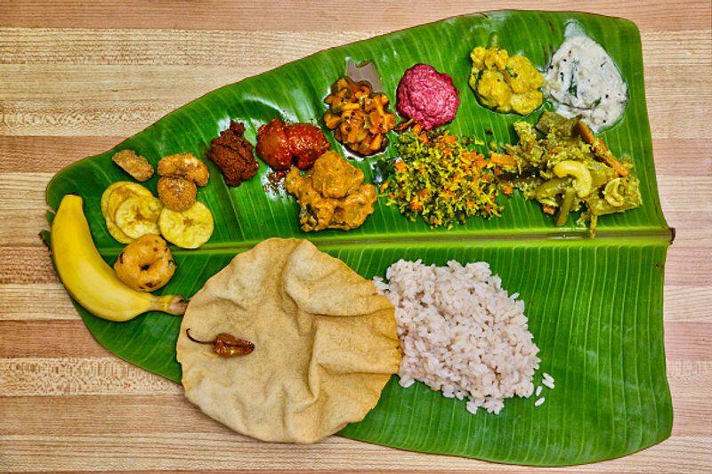 onam 2023 onam sadhya traditional feast 26 types of foods and its importance in tamil mks