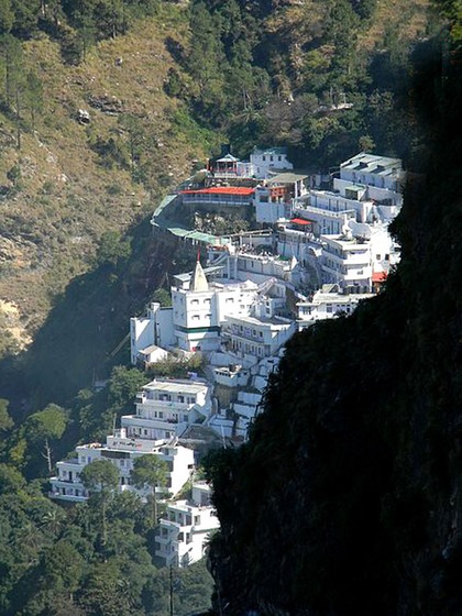 1. Vaishno Devi Temple - Jammu and Kashmir