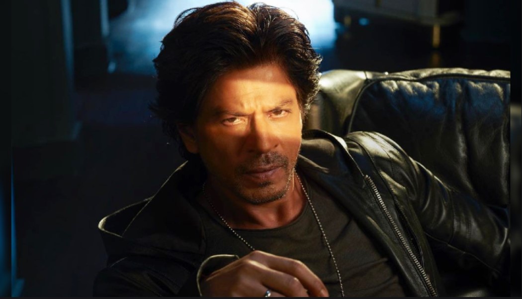 Protests At  Shah Rukh Khan Home Over Online Gaming Endorsement Police Increases Security vvk