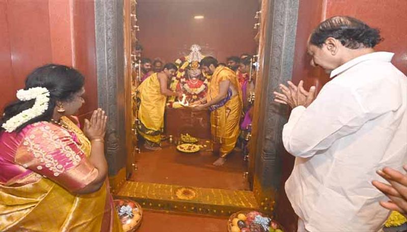  Governor Tamilisai, CM KCR  offered Special Prayers   after  Mandir, Masjid and Church inauguration in Telangana Secretariat lns