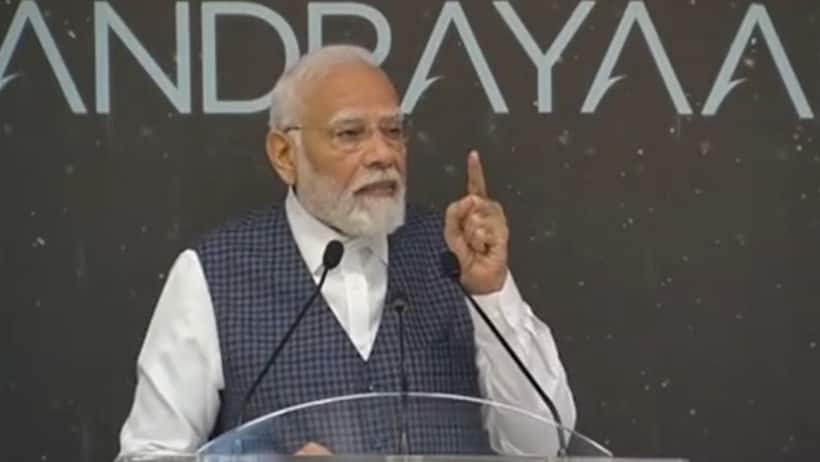 PM Modi hails ISRO scientists for Chandrayaan 3's success; Check out his top quotes