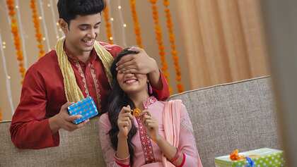 रक्षाबंधन पर गाएं ये गानें (Raksha Bandhan Songs)