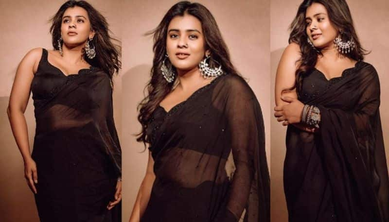 Actress Hebah Patel looks stunning in Black Saree NSK