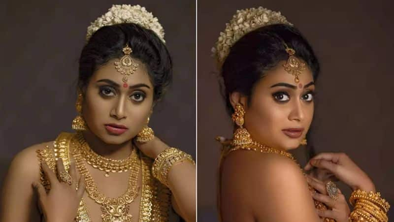 Throwback onam special Photos of  sexy biggboss actress Janaki sudheer gan