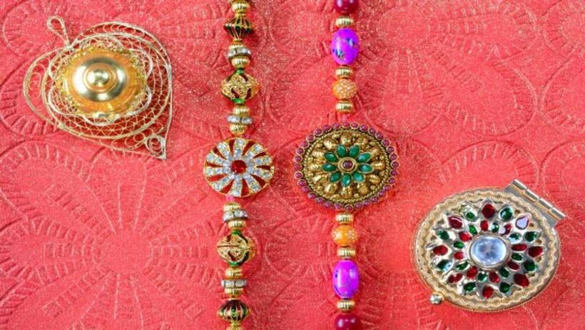 Raksha Bandhan 2023:  जाने लें राखी बांधने का सही तरीका, बाद में हो सकता है पछतावा 
