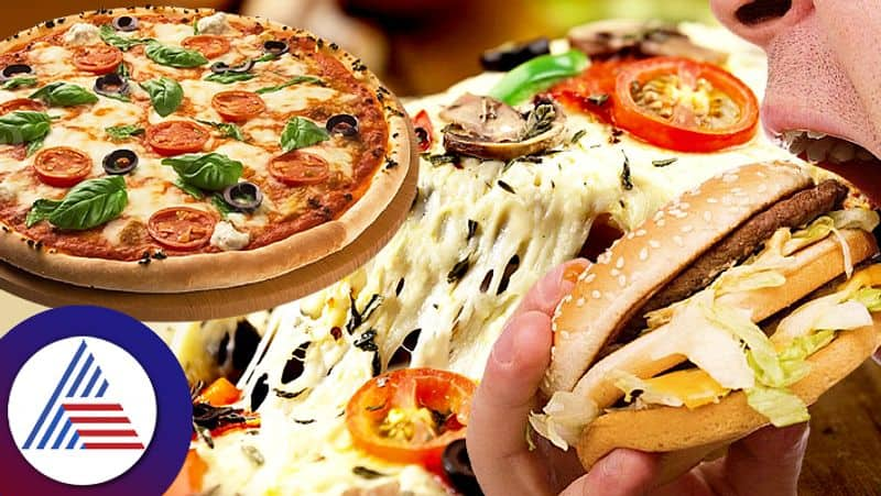 Most popular food of world is Pizza pav 