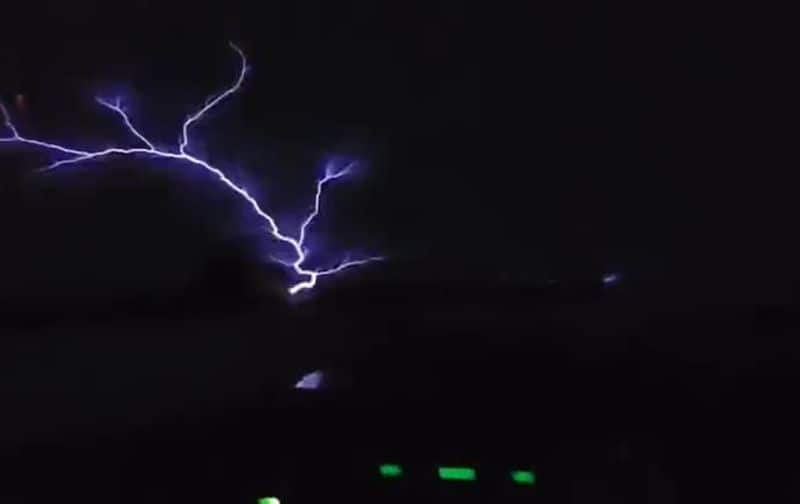 From cockpit, pilot records rare lightning-like phenomenon (Watch)