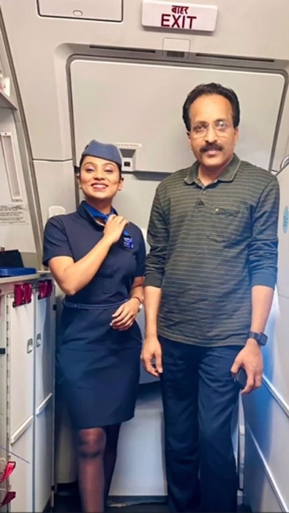 'आप हमारे हीरो हैं', Indigo फ्लाइट में ISRO चीफ का भव्य स्वागत