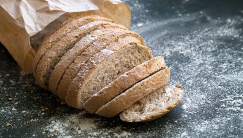 is it safe to eat bread after its expiry date