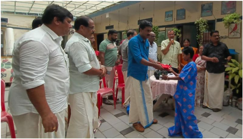 kattakada christian college alumni onam at Thanal Rehabilitation Centre joy