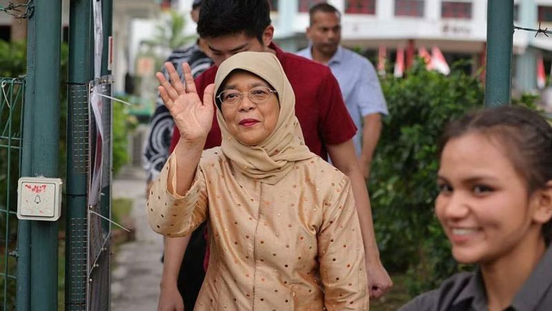 Singapore Presidential Election 2023: President Halimah, Prime Minister Lee Voting dee