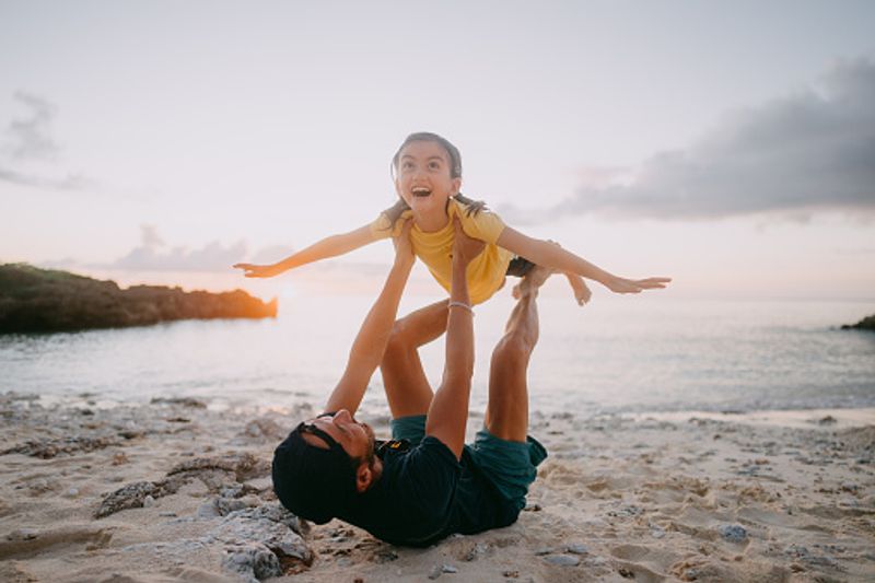 study finds Children who are cared for by their fathers are healthier and happier bkg 