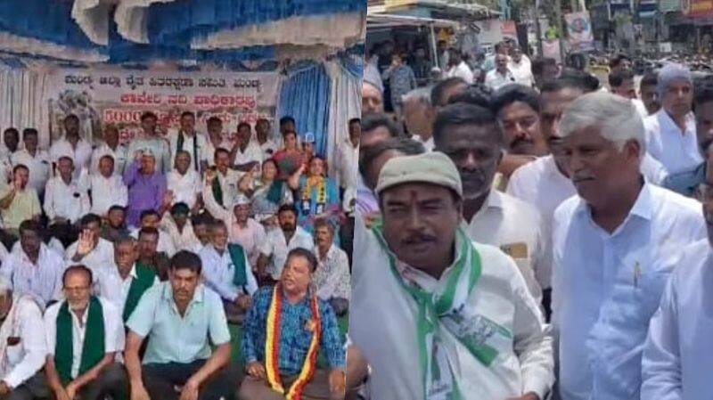 JDS Support for Cauvery Issue Massive protest in Mandya gvd