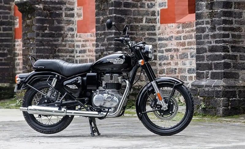 Royal Enfield Bullet 350 launched with two new paint schemes