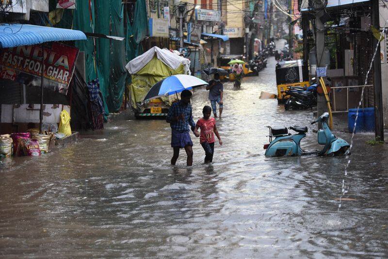 An orange warning has been issued for very heavy rain in the southern districts of Tamil Nadu KAK