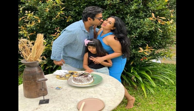 This is how actress Shwetha Srivatsav celebrated her birthday pav 