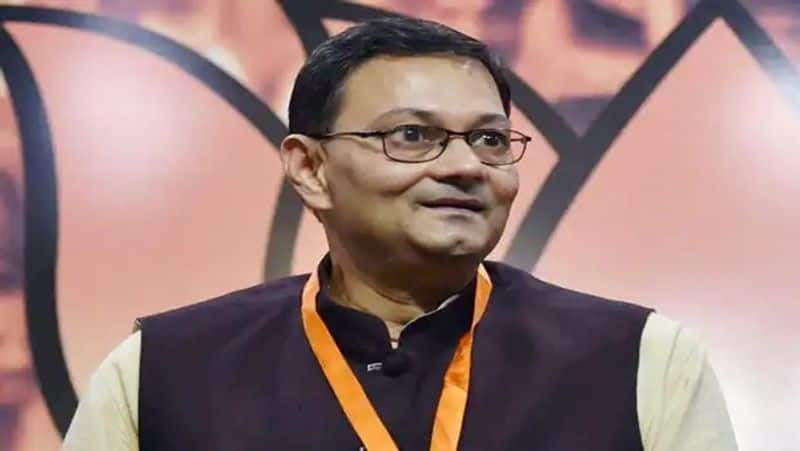 Chandra Kumar Bose Grand nephew of Subhas Chandra Bose resigns from BJP smp