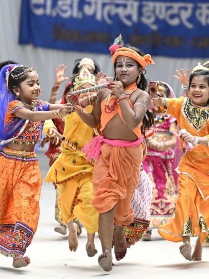 10 स्लाइड्स में देखिये कृष्ण जन्माष्टमी की शानदार तस्वीरें
