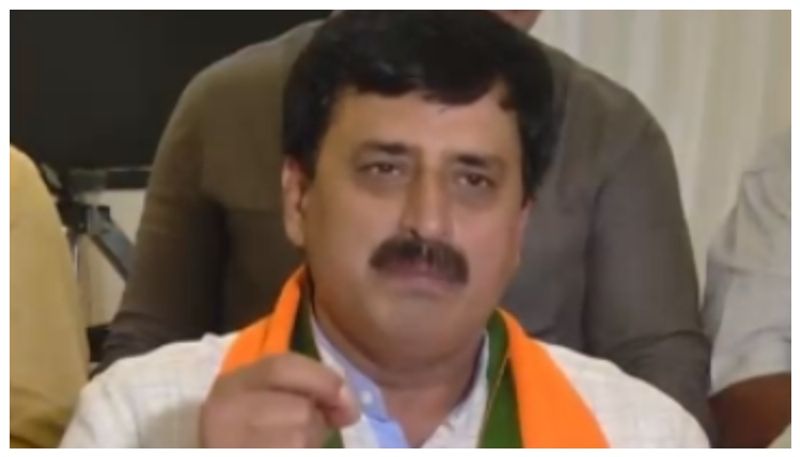 Channapattana byelection 2024 cp yogeshwar reacts about candidate rav