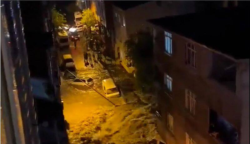 WATCH Dramatic videos of car floating, water gushing in Istanbul streets amid massive flood go viral snt