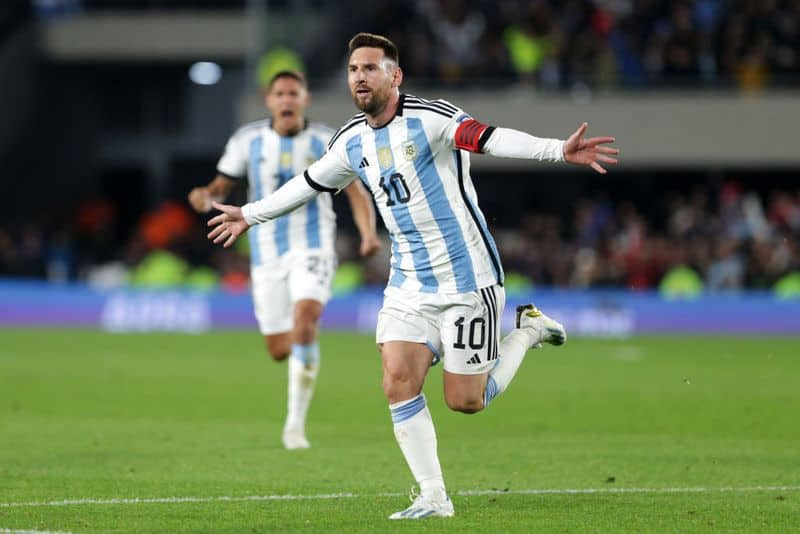 Football Lionel Messi's electrifying performance seals Argentina's 2-0 victory against Peru osf