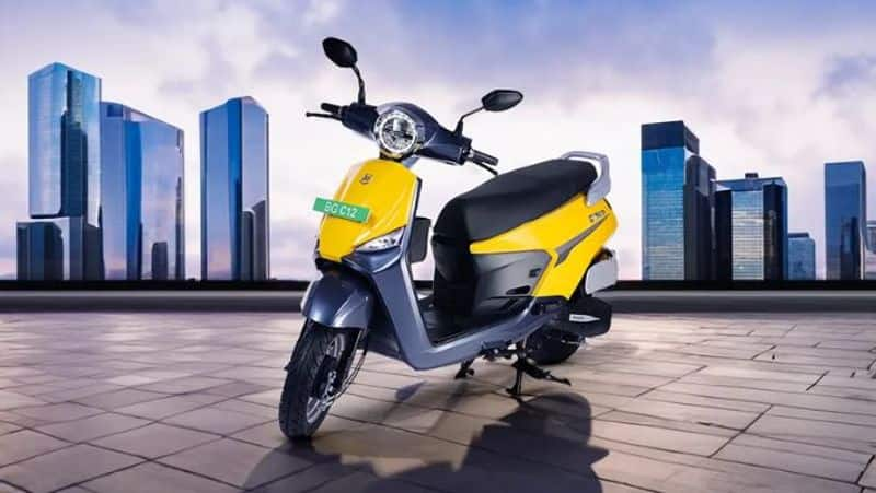 Low Price.. High Mileage.. Waterproof.. BGAUSS C12i EX E-Scooter Launched in India !!-sak