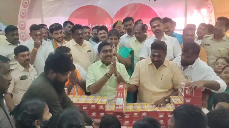 bjp cadres wishing to minister namasivayam on his birthday in puducherry