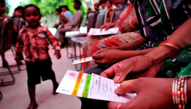 Aadhaar card for your child minimum age limit TO Apply apk  