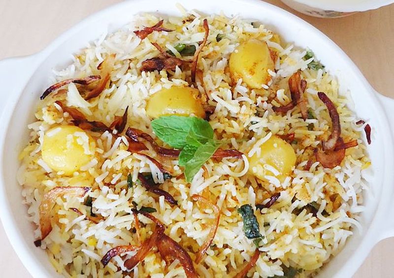 urulaikilangu biryani or potato biryani recipe in tamil mks