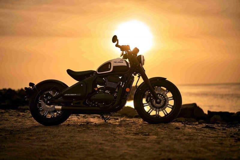 2023 Jawa 42 Bobber Black Mirror launched prn