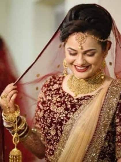 <p>आईएएस की सैलरी विभिन्न कनिष्ठ और वरिष्ठ पदों के अनुसार  होती है। </p>
