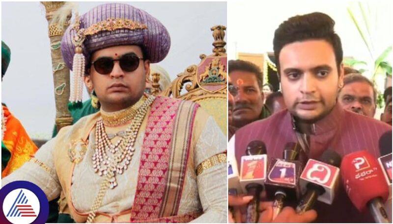 Mysore king Yaduveer Wadiyar spoke openly about entering Karnataka politics sat