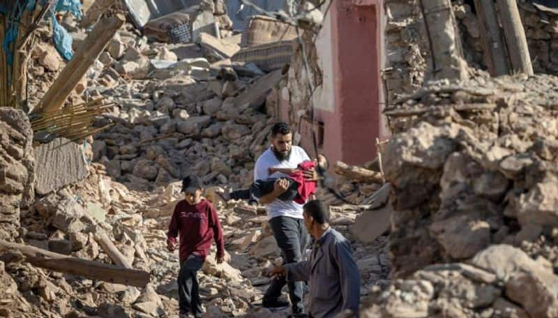 Morocco Earthquake killed more than 2000 people more than 1400 people in danger ans