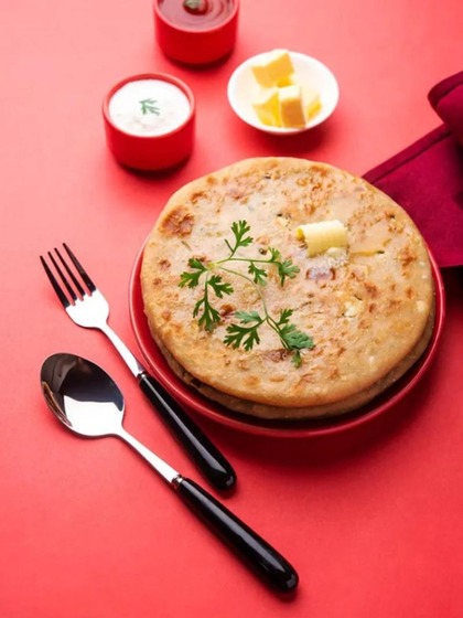 2. Aloo Paratha: