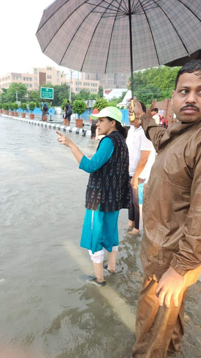 weather news heavy rain and waterlogging in lucknow divisional commissioner roshan jacob zrua