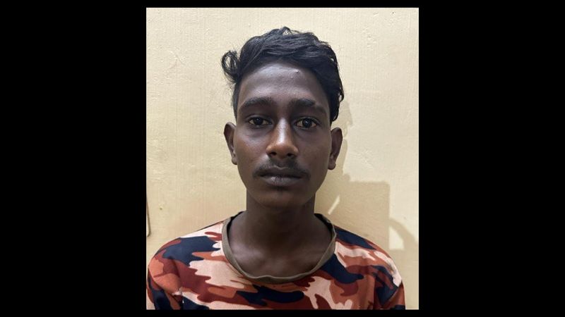 young man arrested who threw a country bomb in puducherry railway station vel