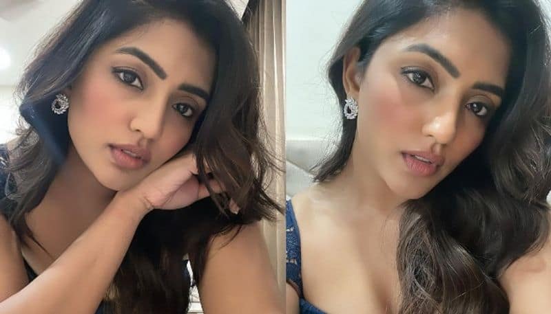 Actress  Eesha Rebba cute selfies NSK