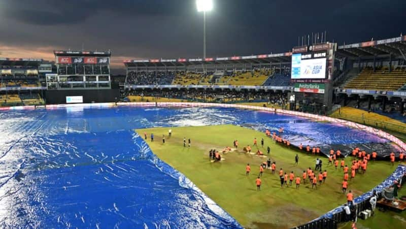 India vs Australia 2nd ODI Rain Stops Play India 79 for 1 kvn