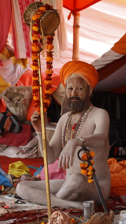<p>कुंभ मेला हर तीन साल में एक बार चार प्रमुख धार्मिक स्थलों-गोदावरी, शिप्रा, गंगा, और संगम पर होता है। इन स्थानों पर श्रद्धालु पवित्र स्नान करते हैं।<br />
 </p>
